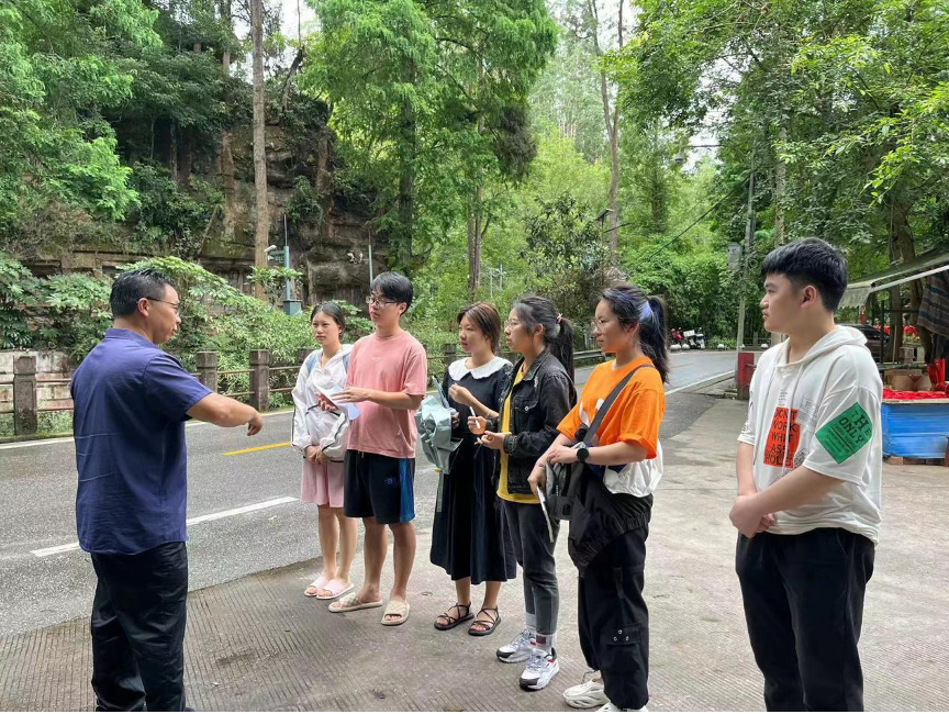 心系“三农”,跨入人间仙境仙阁村